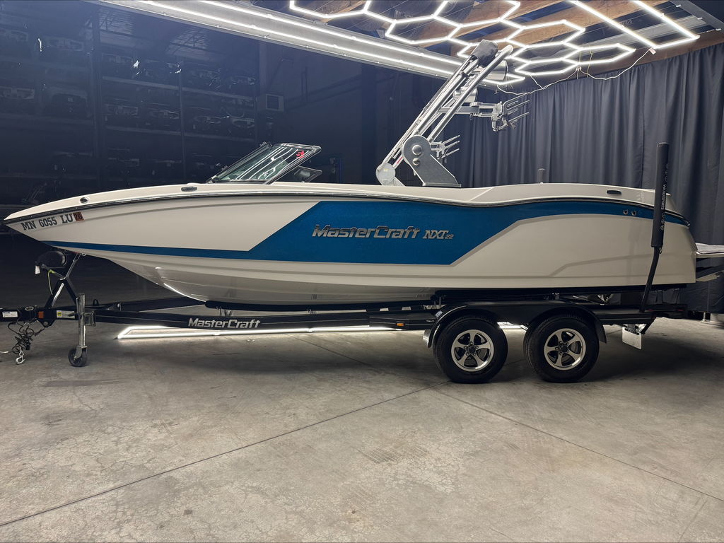 2018 MasterCraft NXT22 Icon