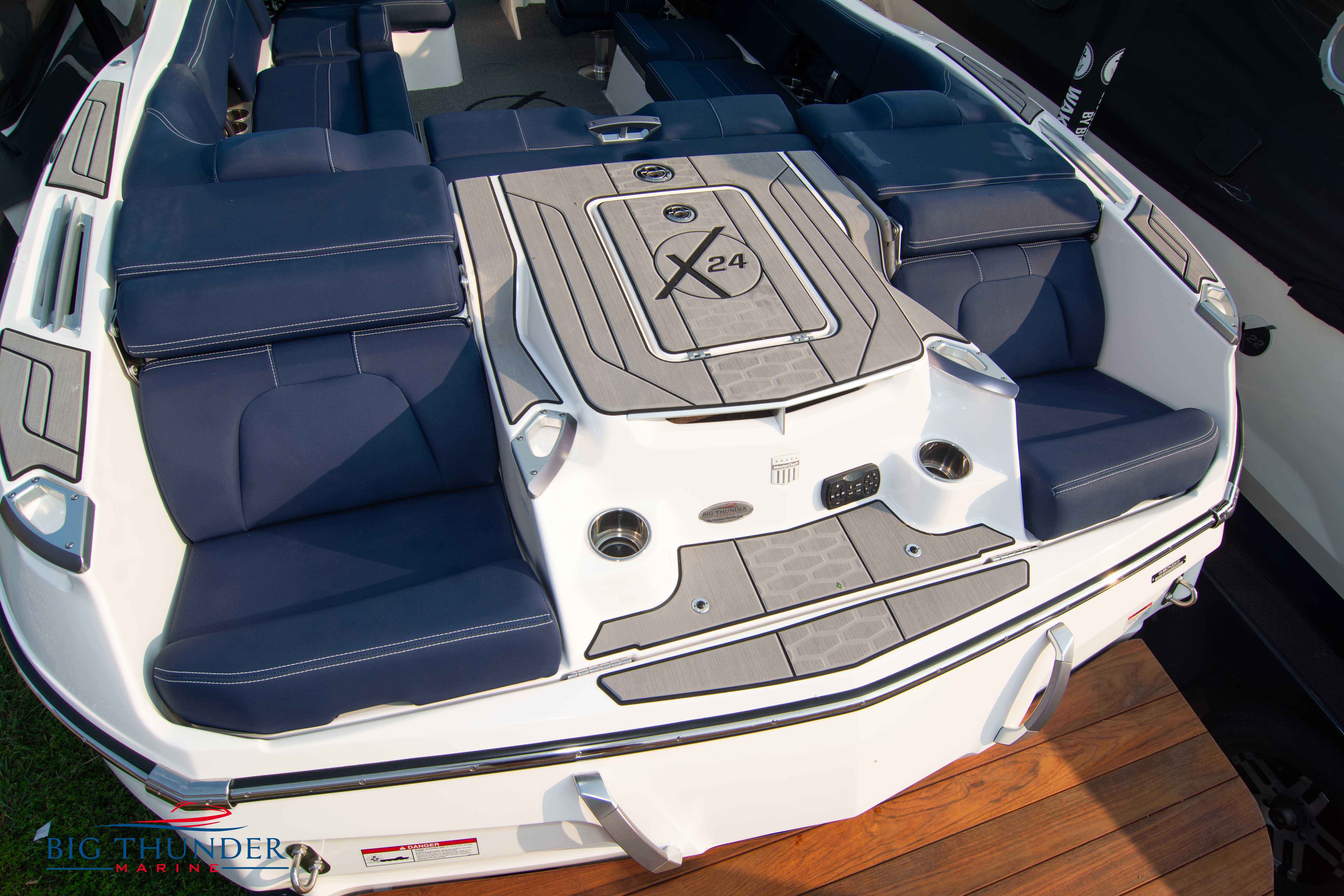 2021 Mastercraft X24