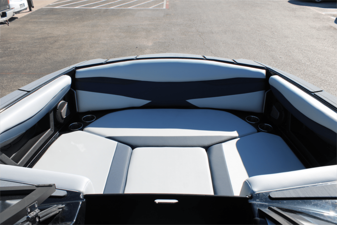 2025 Axis A225