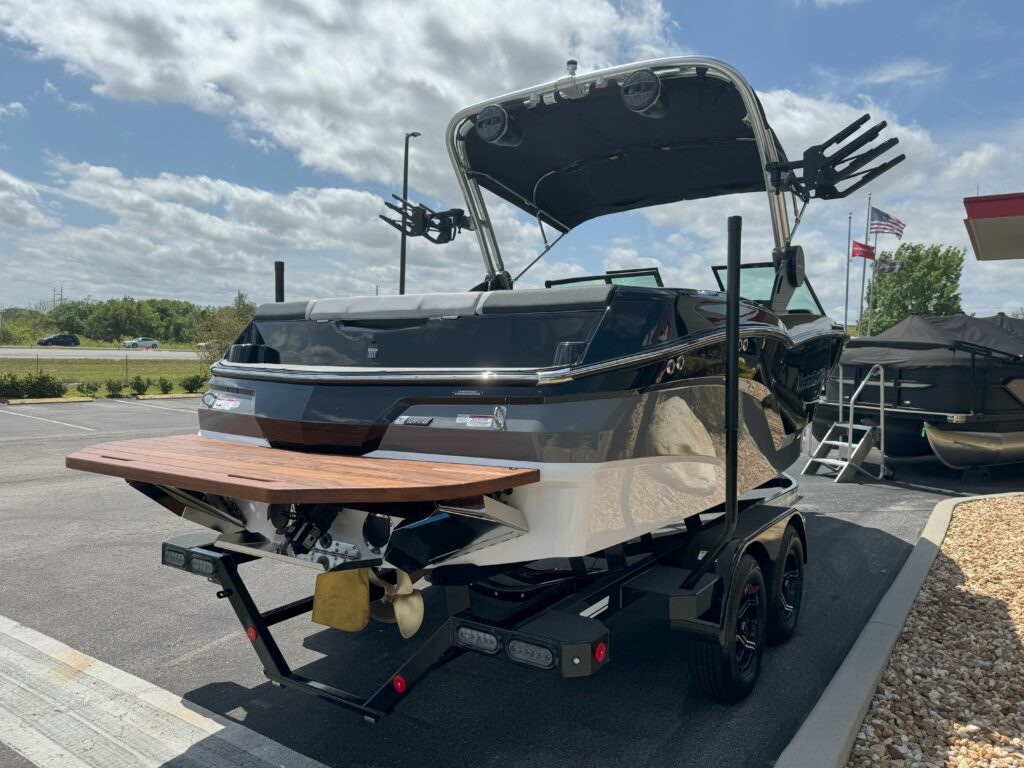 2024 MasterCraft NXT21