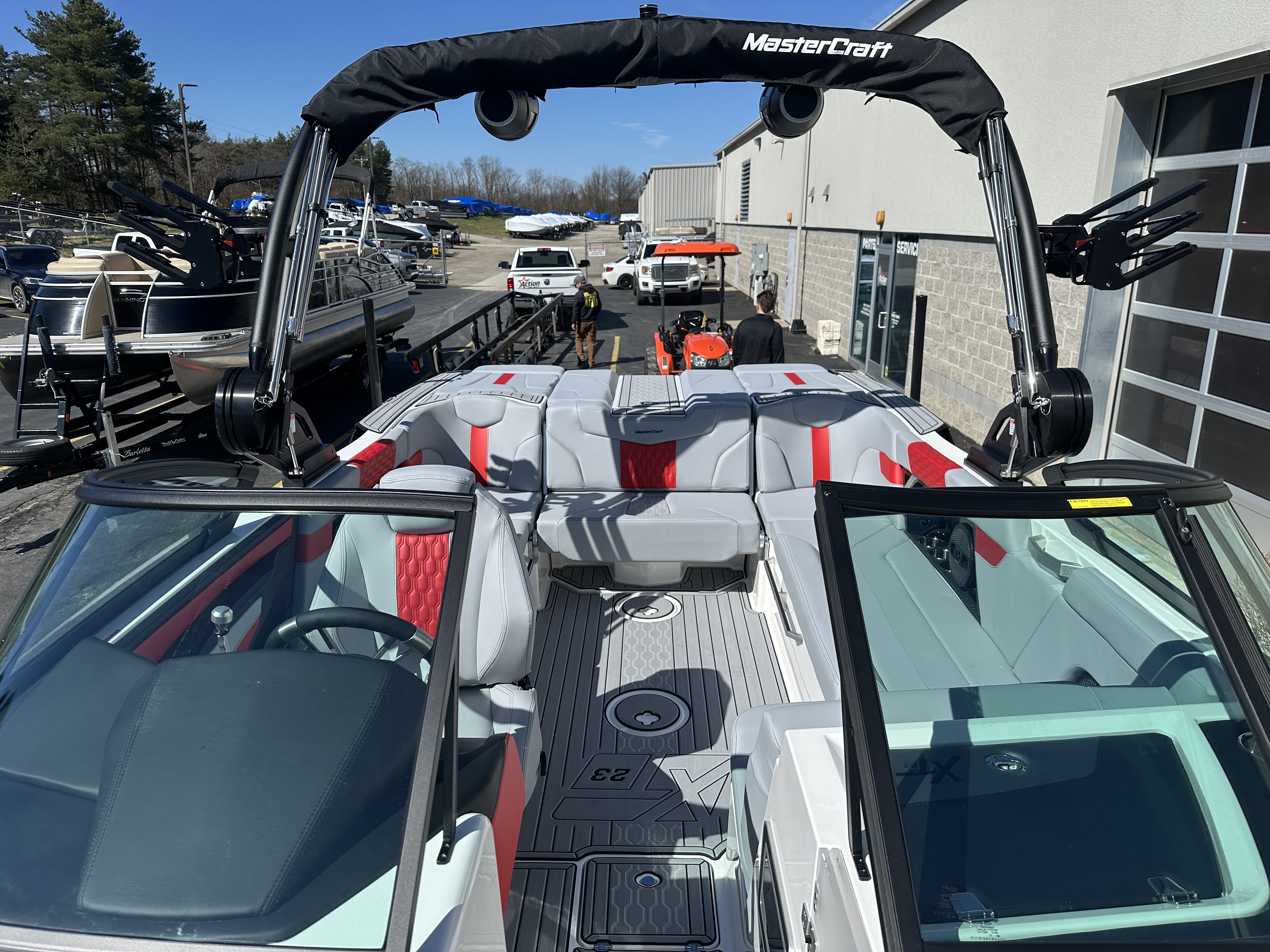 2024 MasterCraft XT23