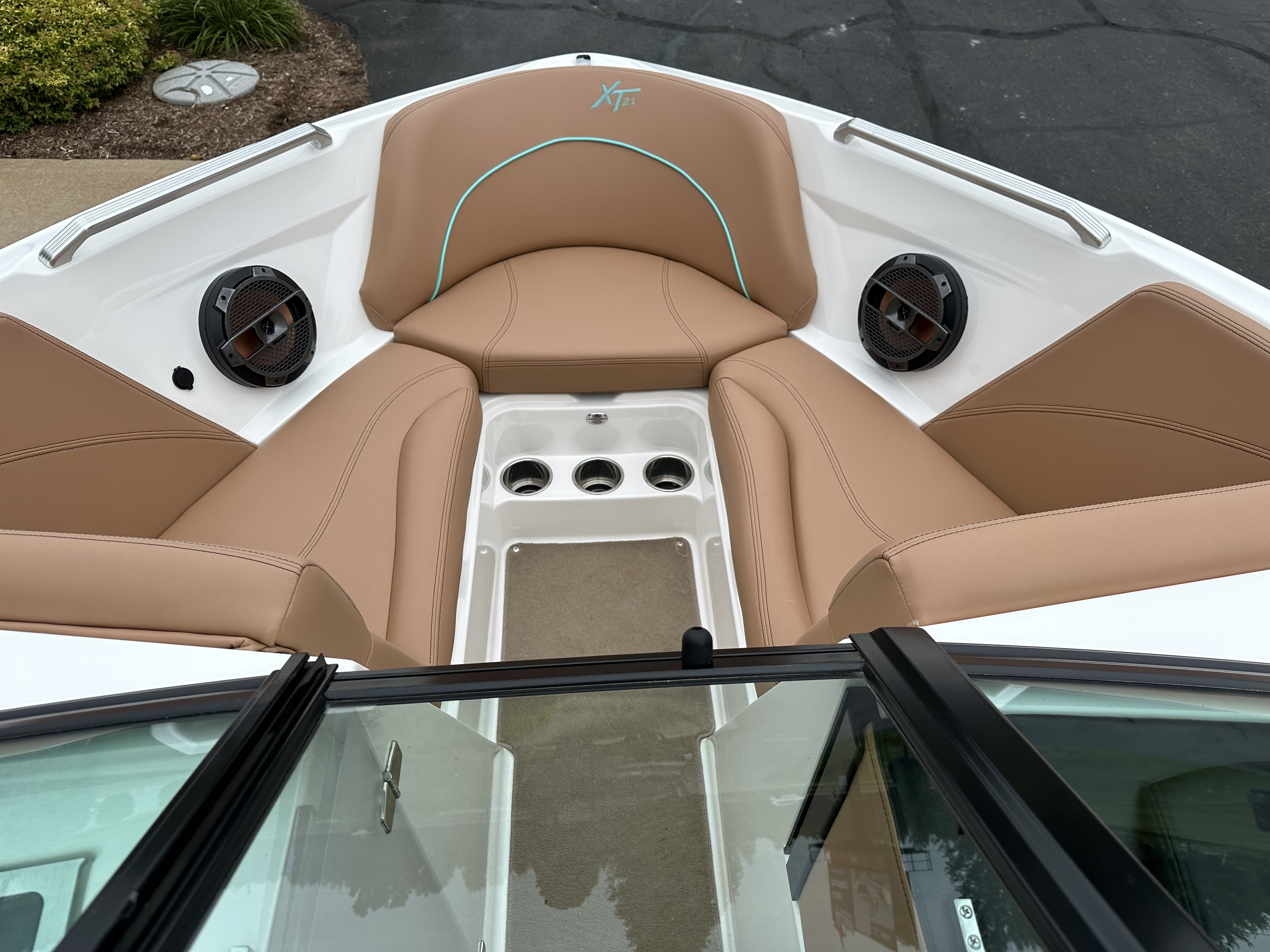 2019 MasterCraft XT21