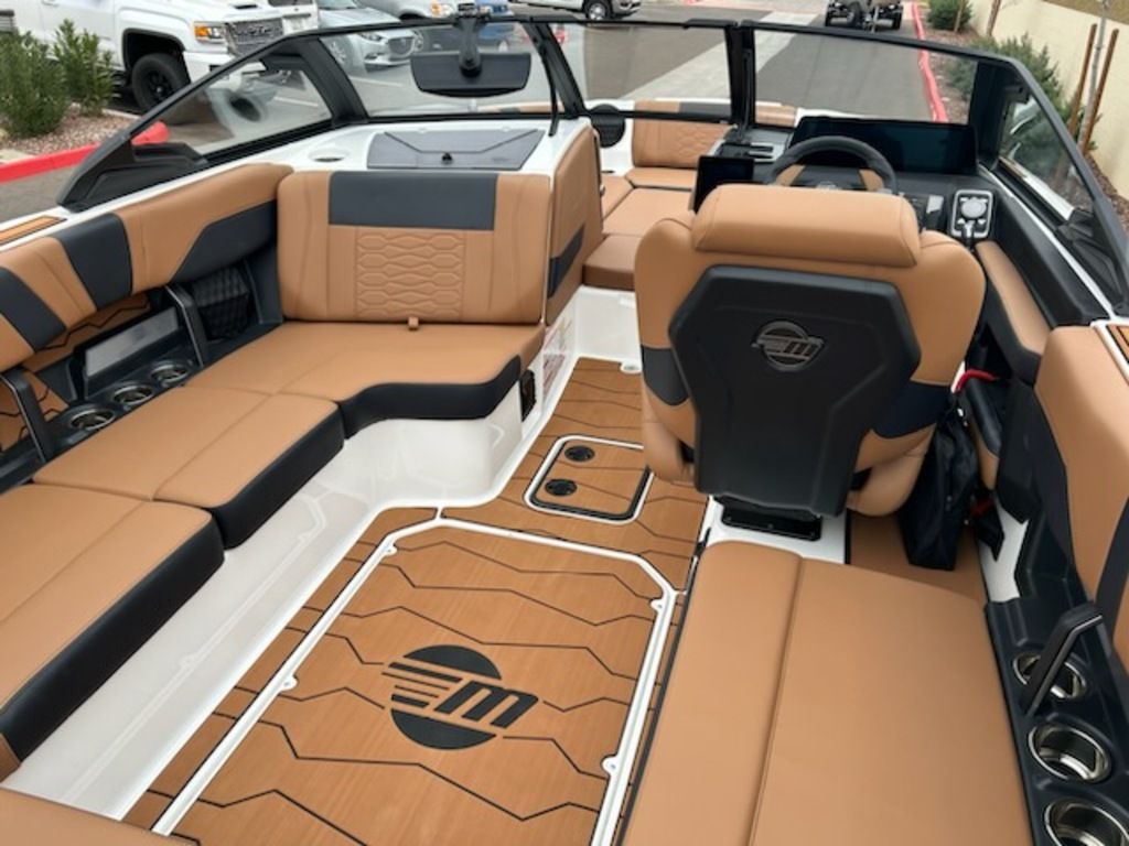 2025 Malibu Boats 22 MXZ