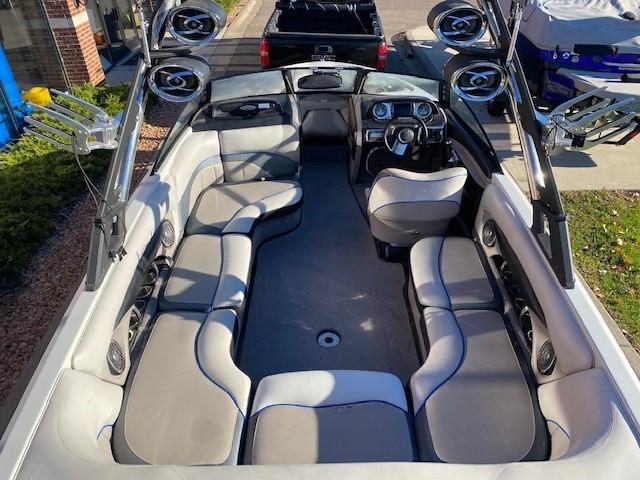 2013 Malibu 23 LSV **Flash Sale**