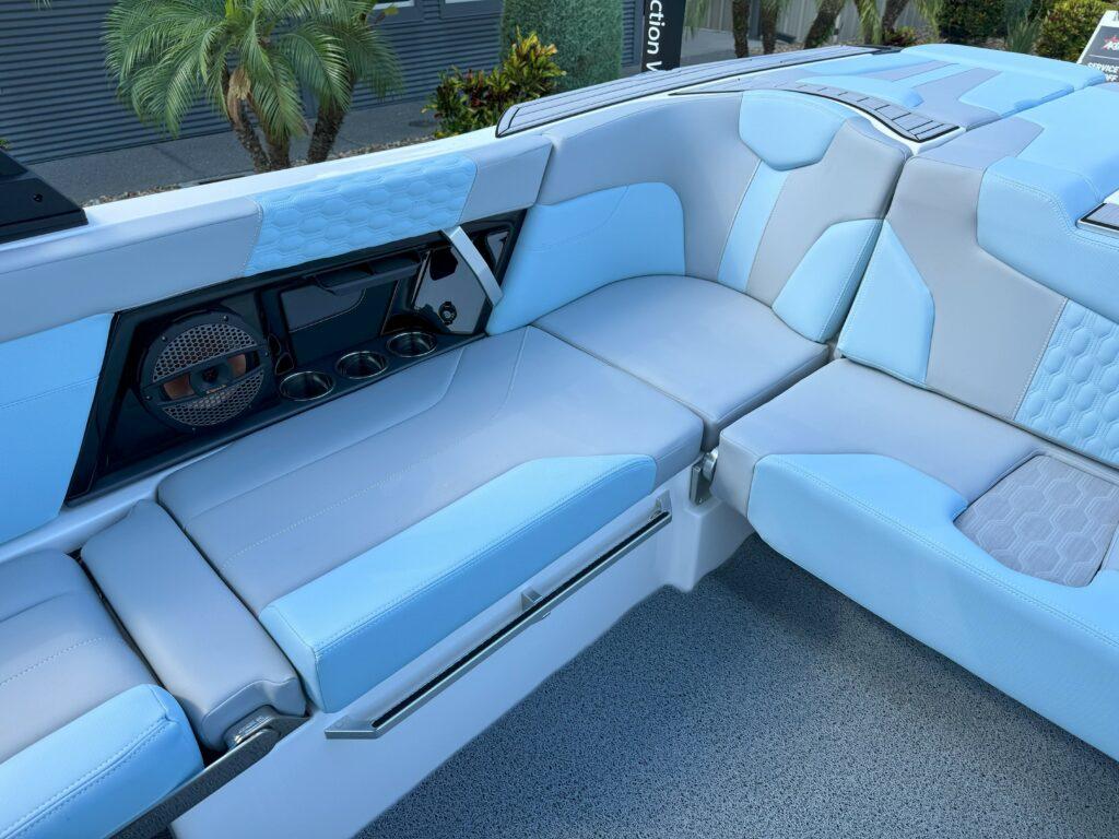 2024 MasterCraft XT24
