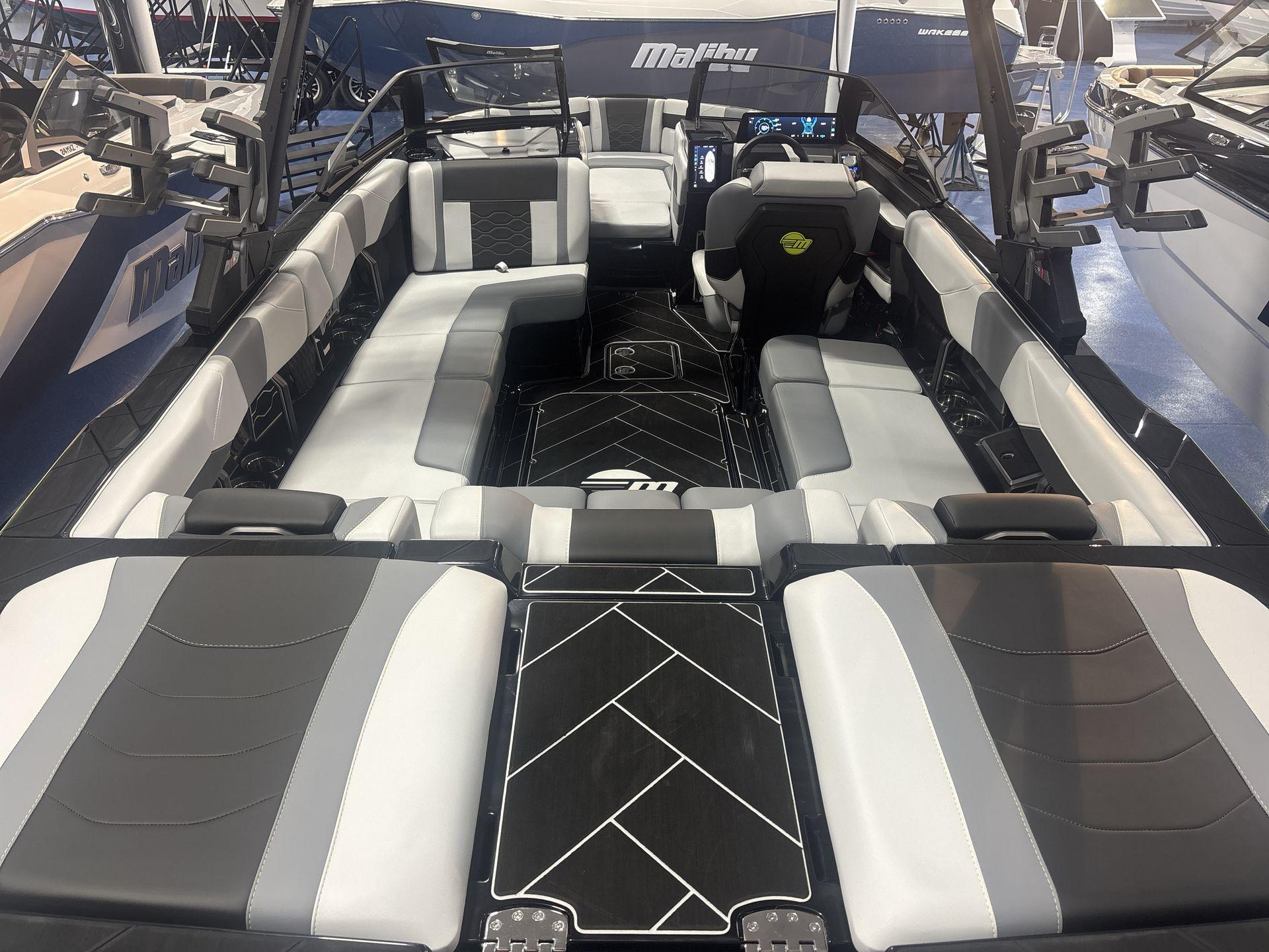 2025 Malibu 23LSV