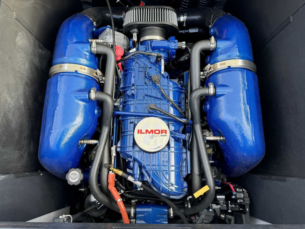 2022 MasterCraft XT23