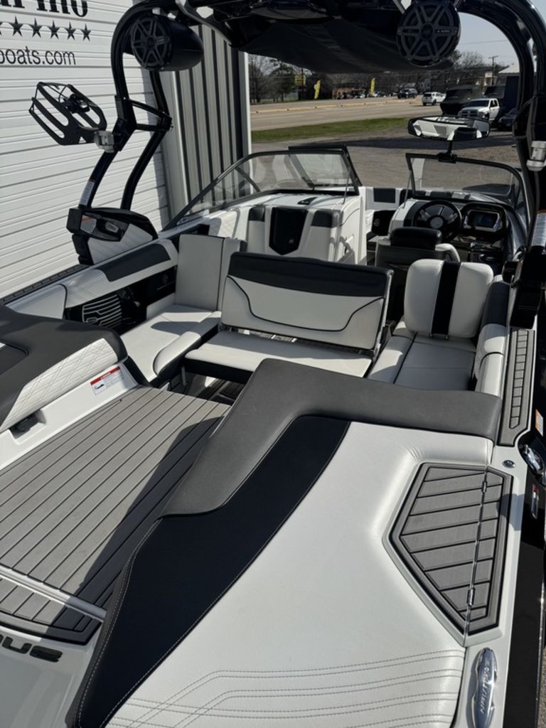 2016 Nautique G23