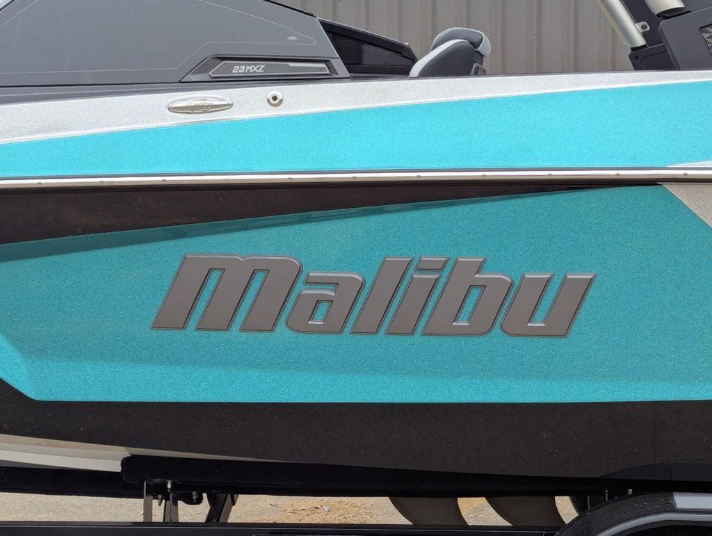 2022 Malibu 23 MXZ