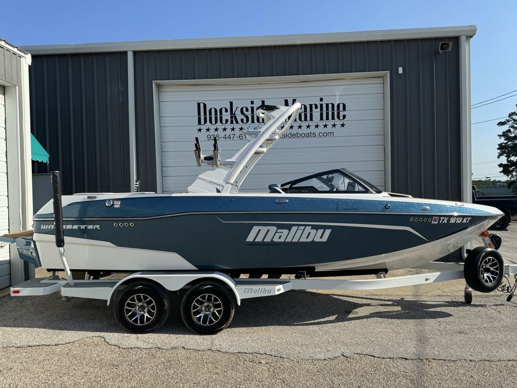 boat.Title