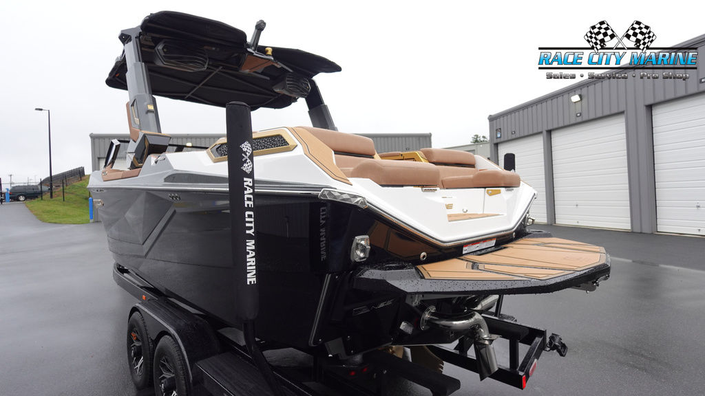 2025 Nautique P23