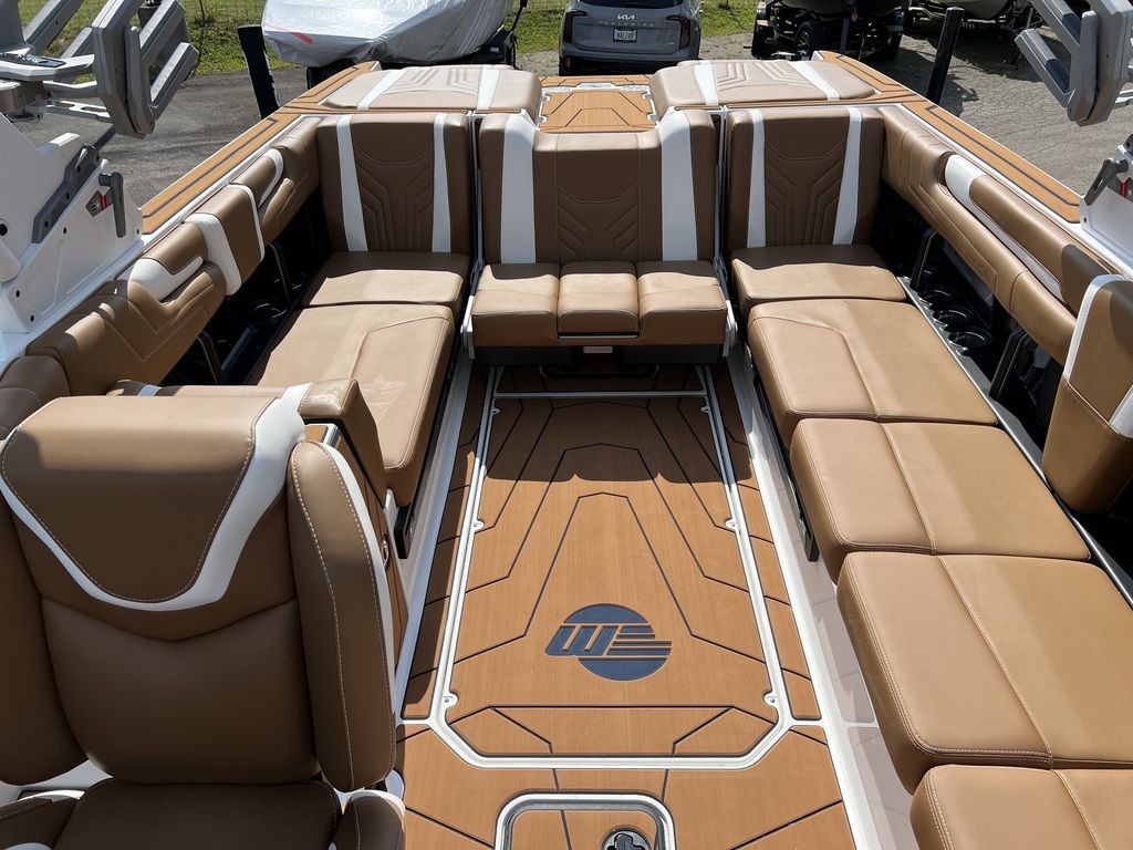 2025 Malibu Boats 25 LSV