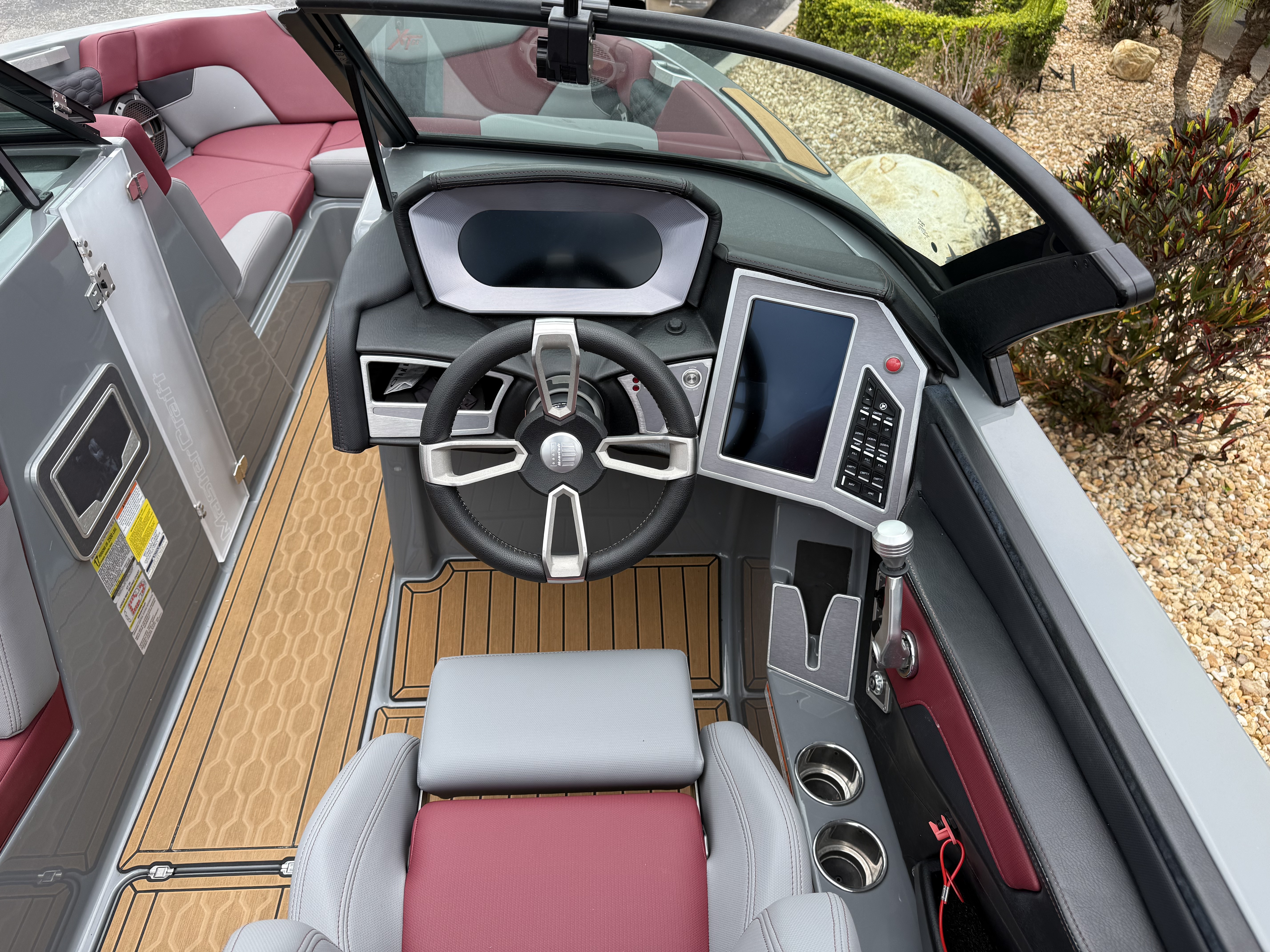 2022 MasterCraft XT24