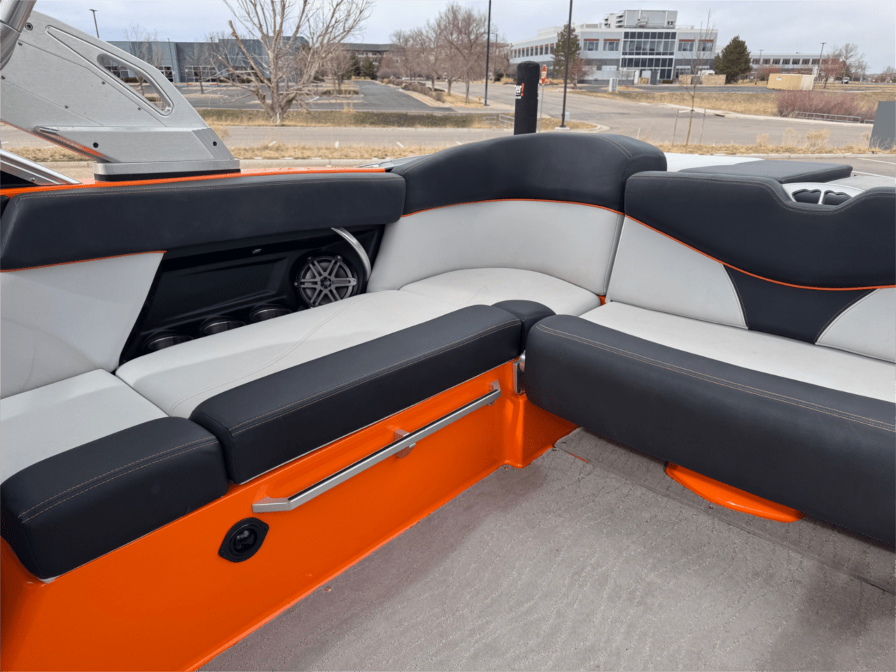 2017 MasterCraft XT23 6.2L GDI Engine!