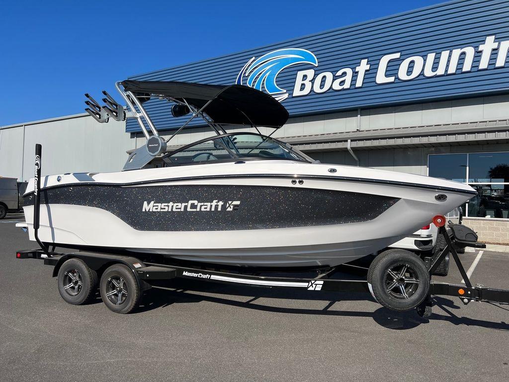 2024 MasterCraft XT22 T