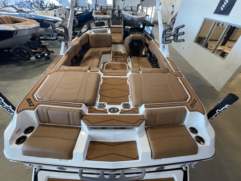 2025 Malibu Boats 22 MXZ