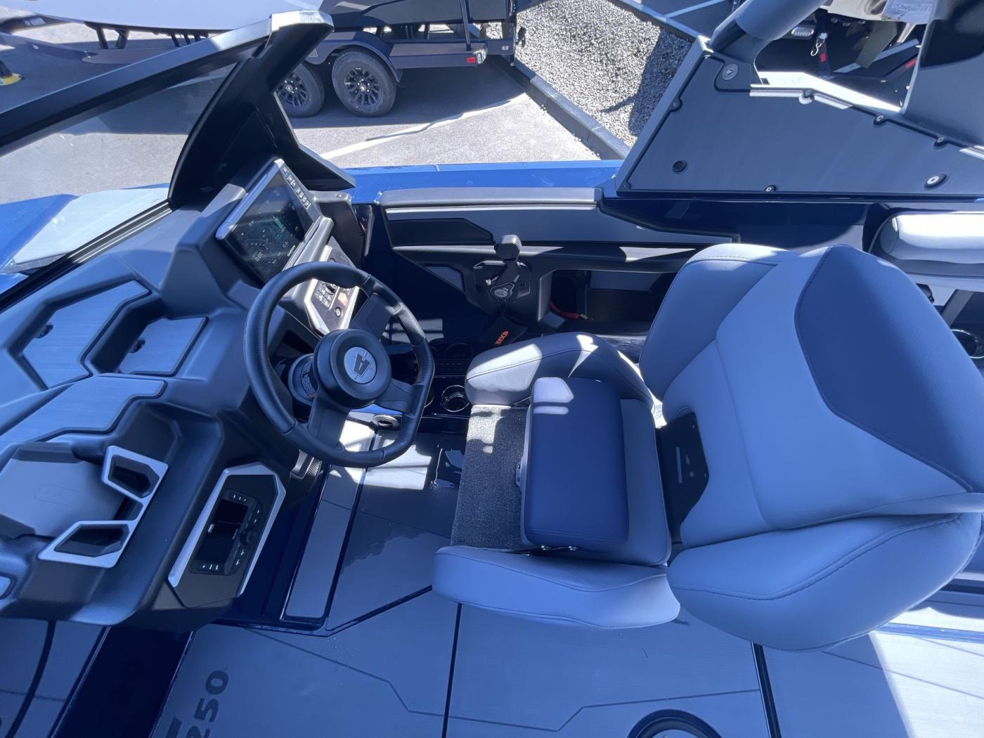 2024 Axis T250