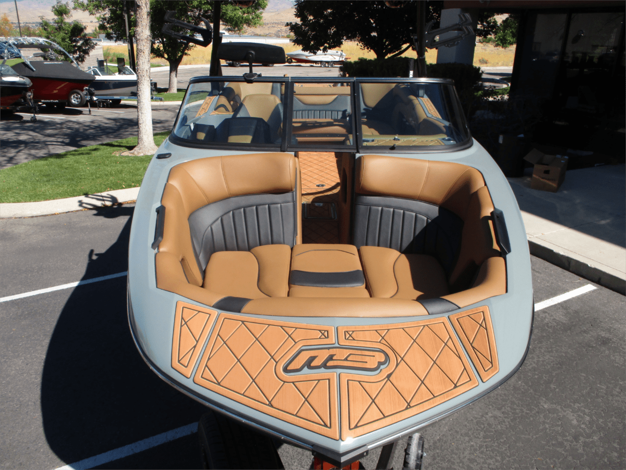 2025 MB SPORTS B52 23’ ALPHA