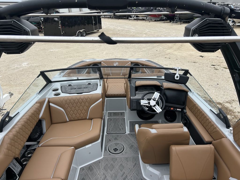 2024 Tige 22RZX Icon