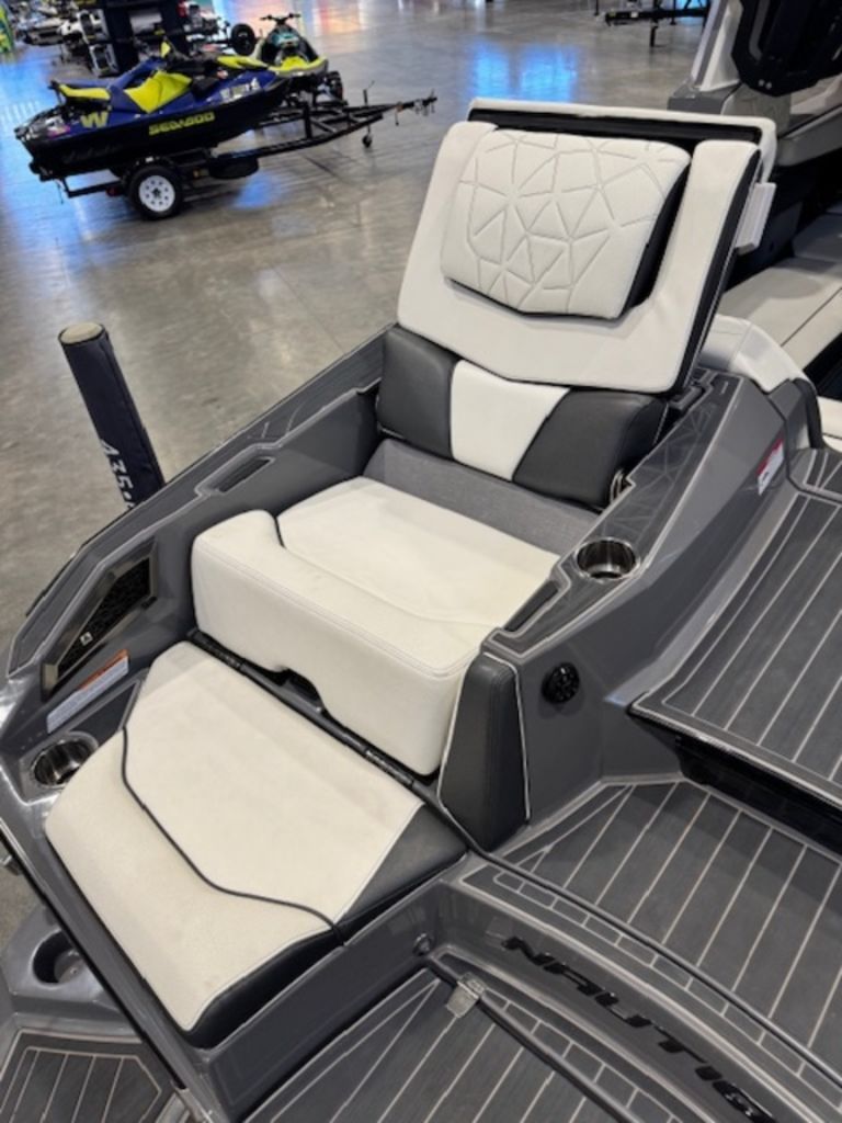 2023 Nautique G25 Paragon