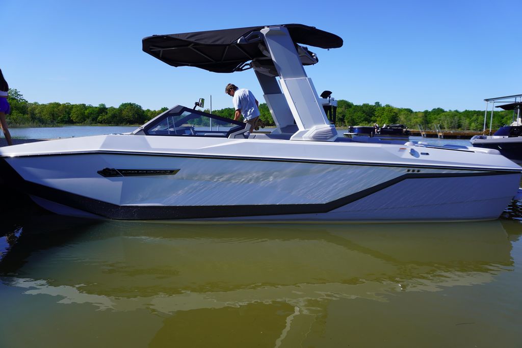 2025 Nautique Super Air Nautique G25