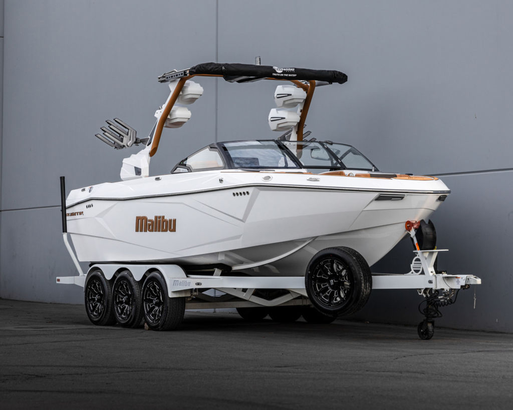 boat.Title