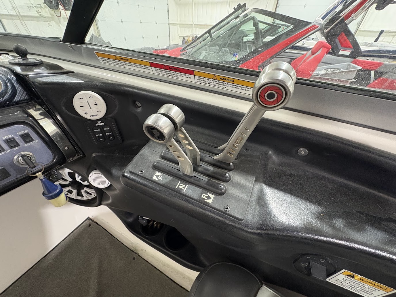 2005 MasterCraft X80