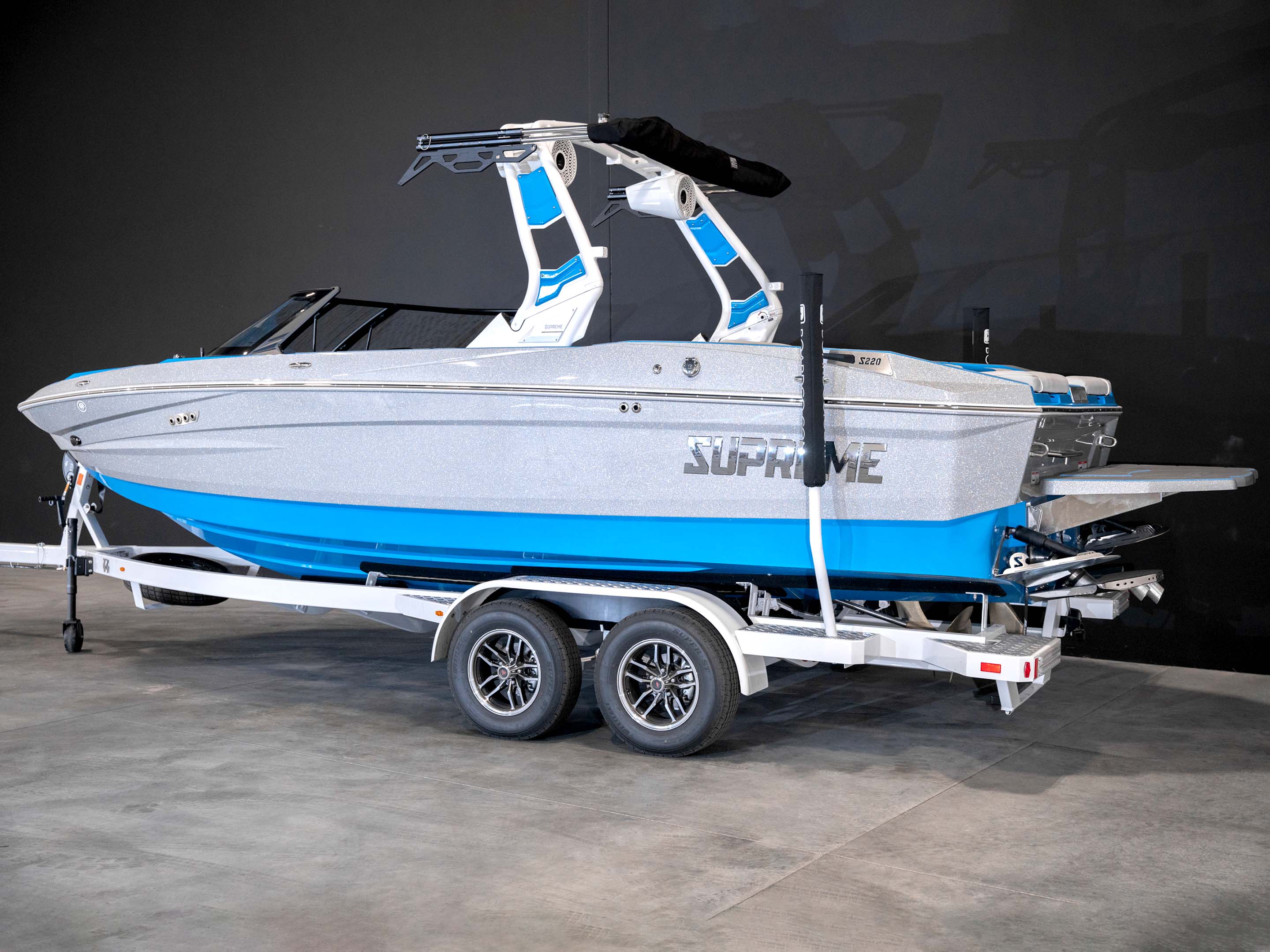 boat.Title