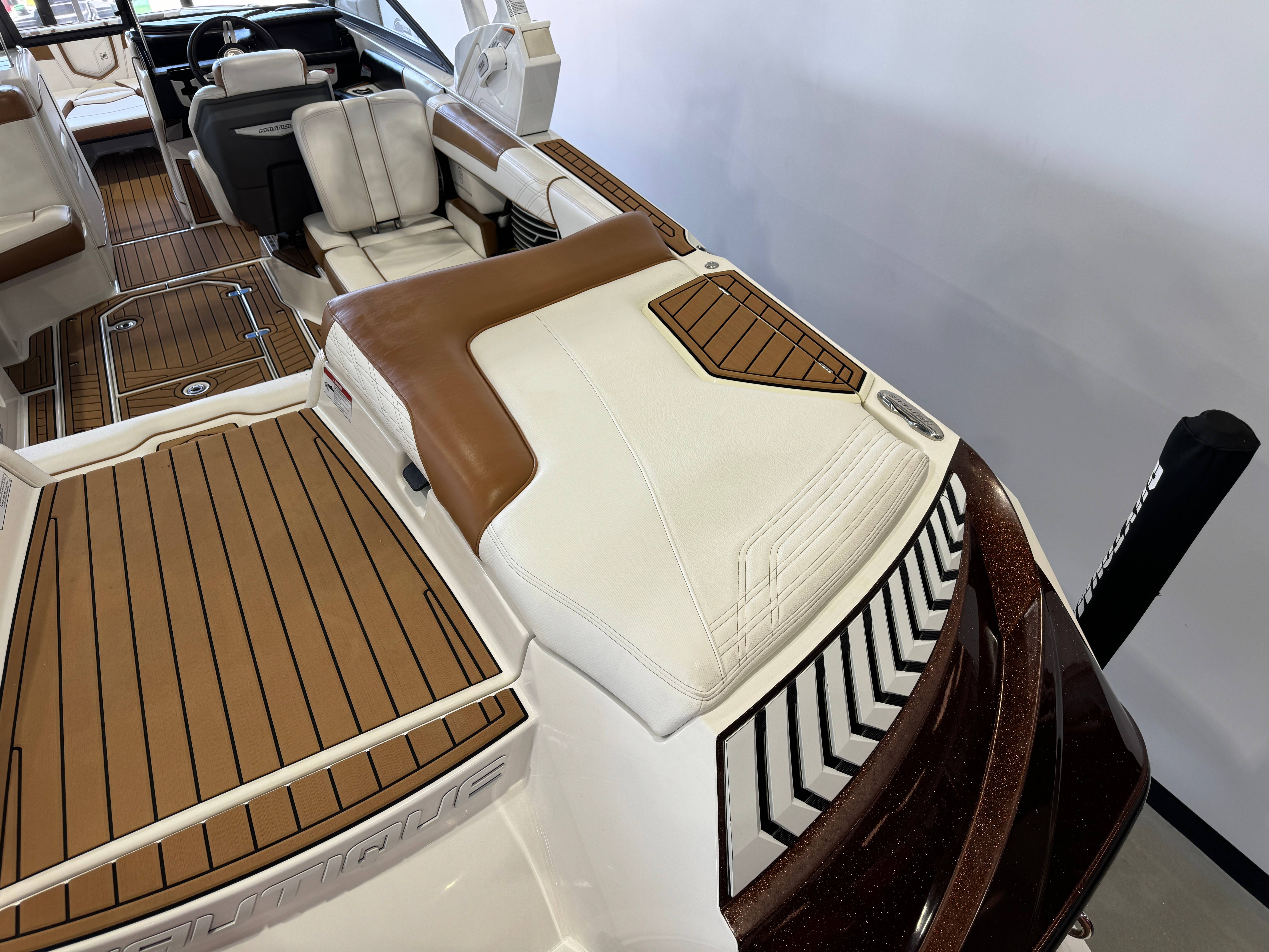 2017 Nautique Super Air Nautique G23