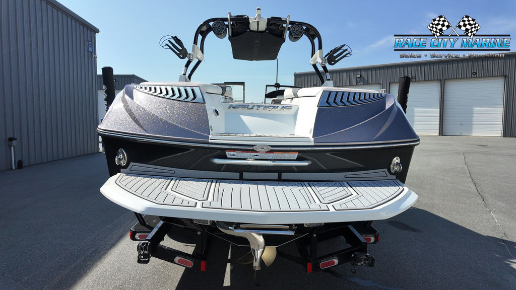 2016 Nautique G25