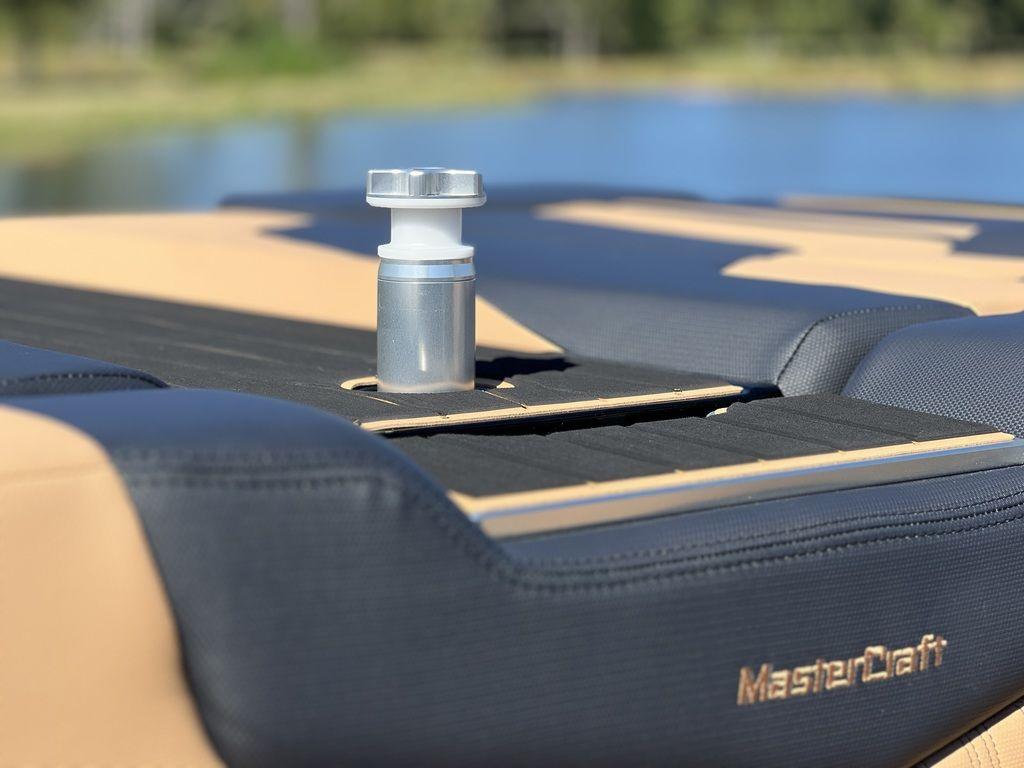 2024 MasterCraft XT23 Ashley Kidd Edition