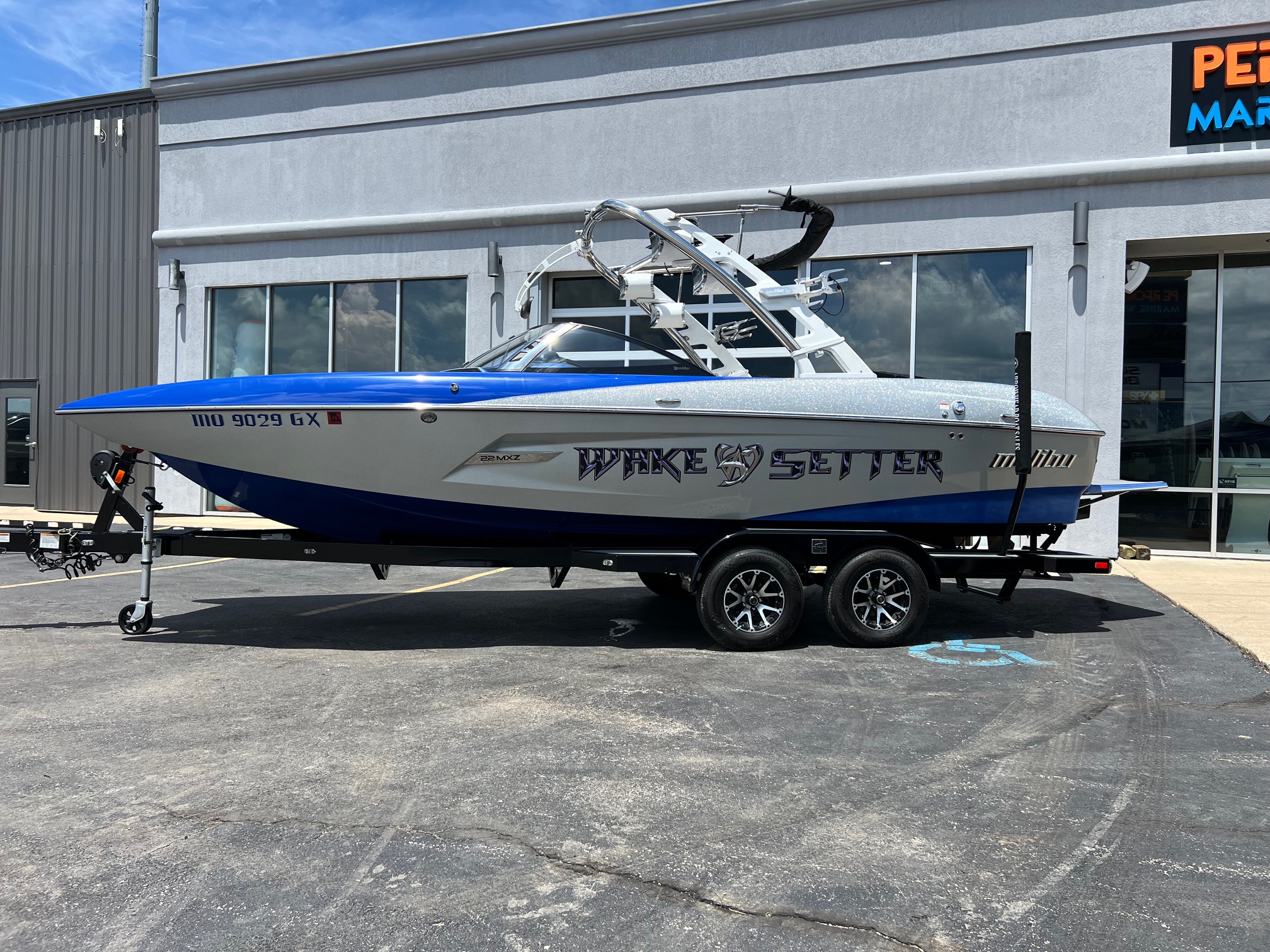 2012 MALIBU 22 MXZ WAKESETTER 