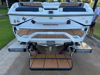 2022 Malibu Wakesetter 24 MXZ