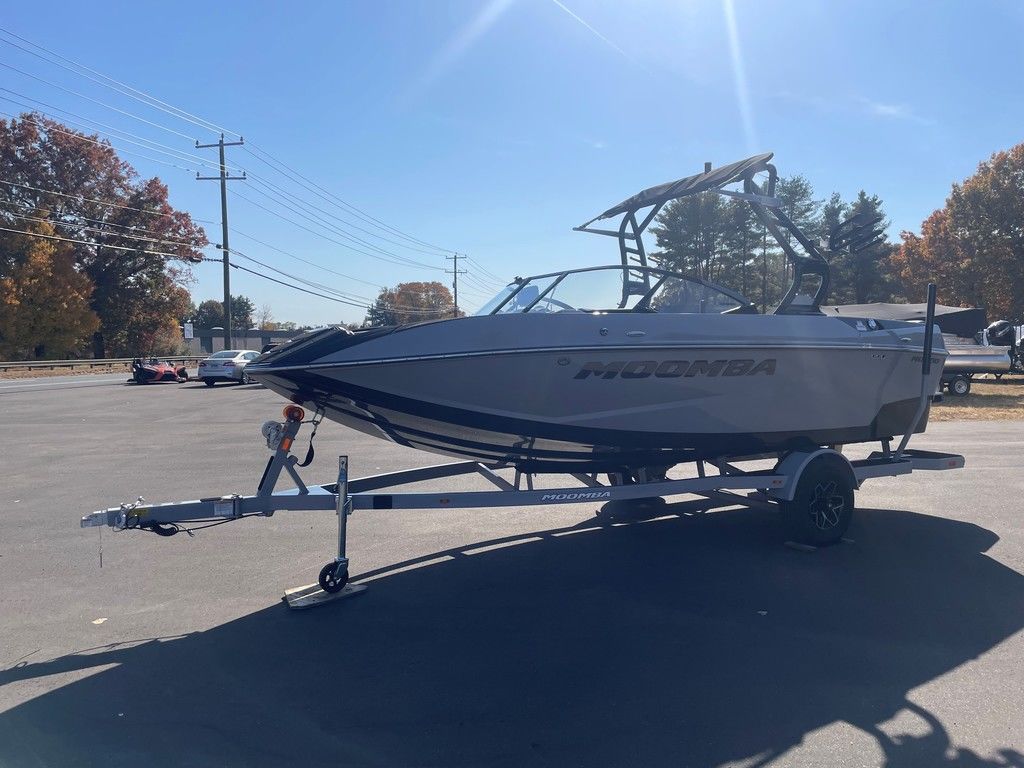 2025 MOOMBA Mondo