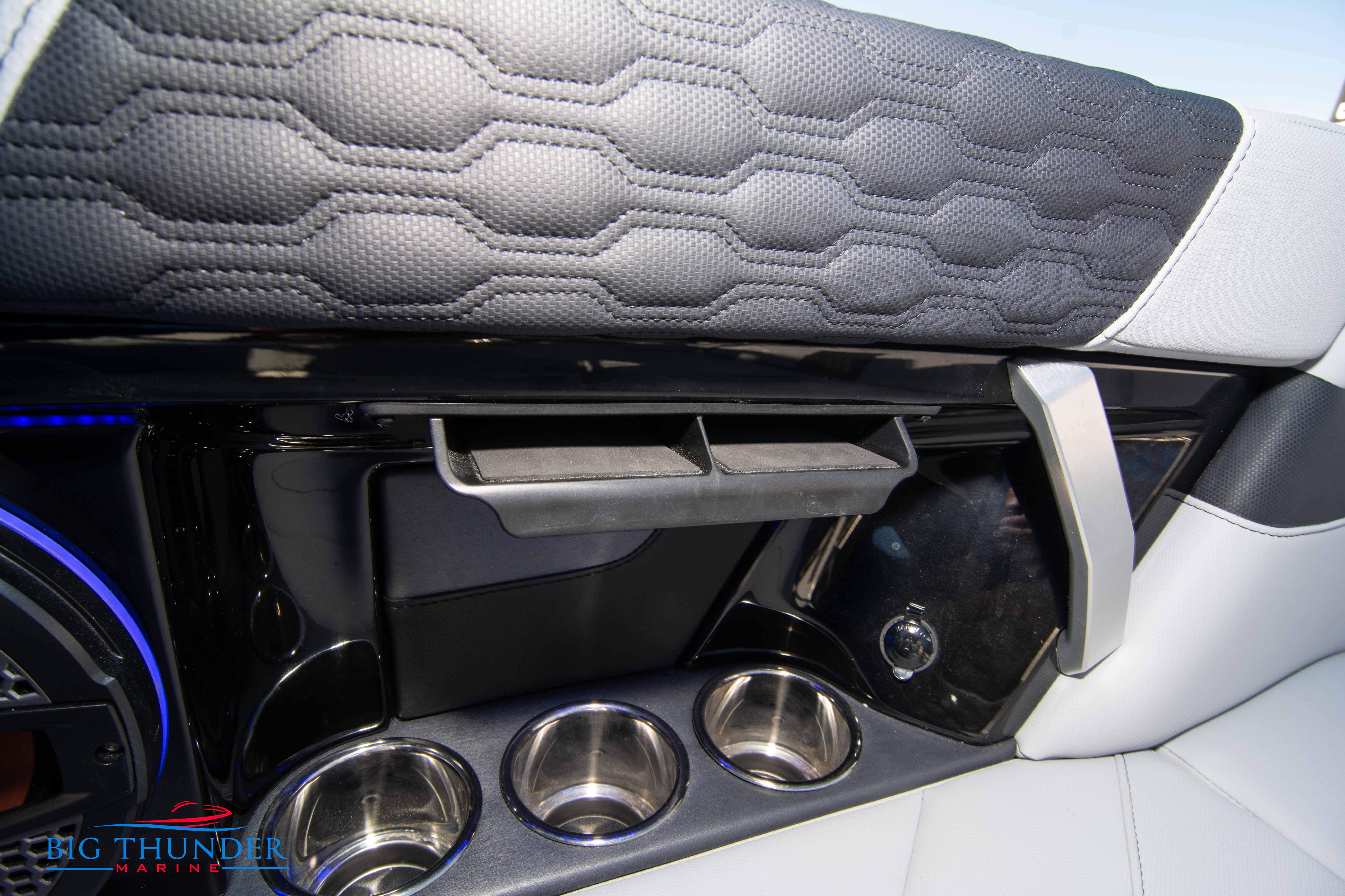 2024 Mastercraft XT25
