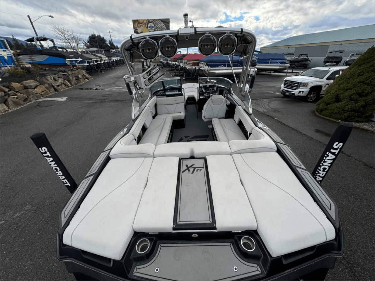 2020 MasterCraft XT23