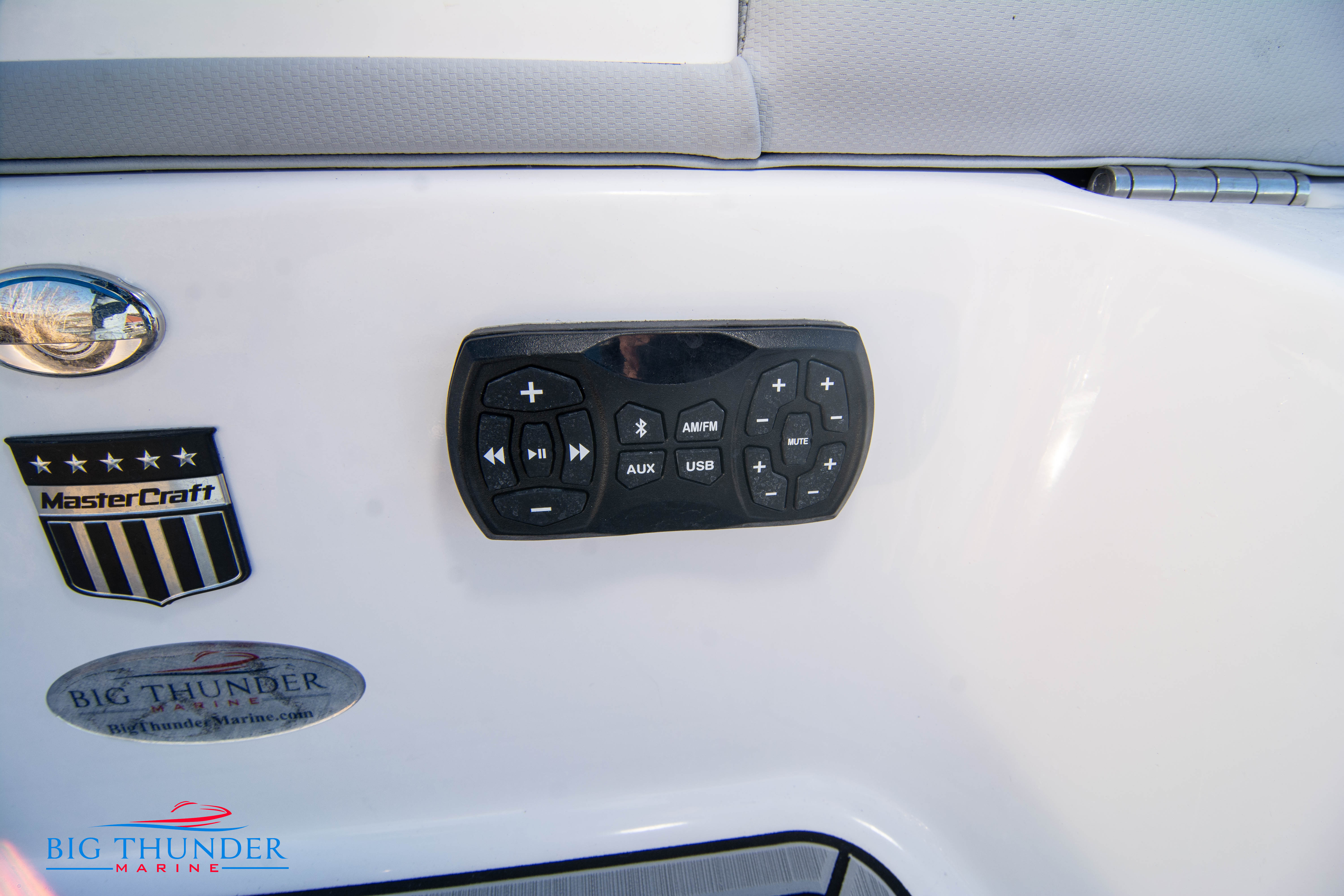 2024 Mastercraft XT25