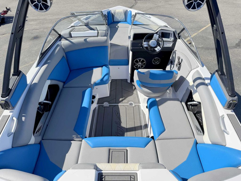 2019 Tige R21