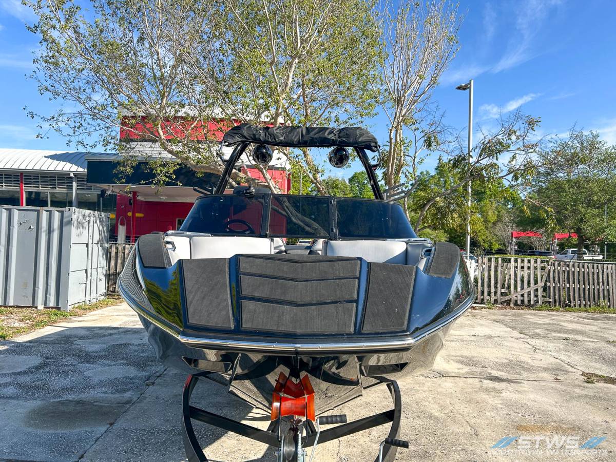 2021 Moomba Mojo