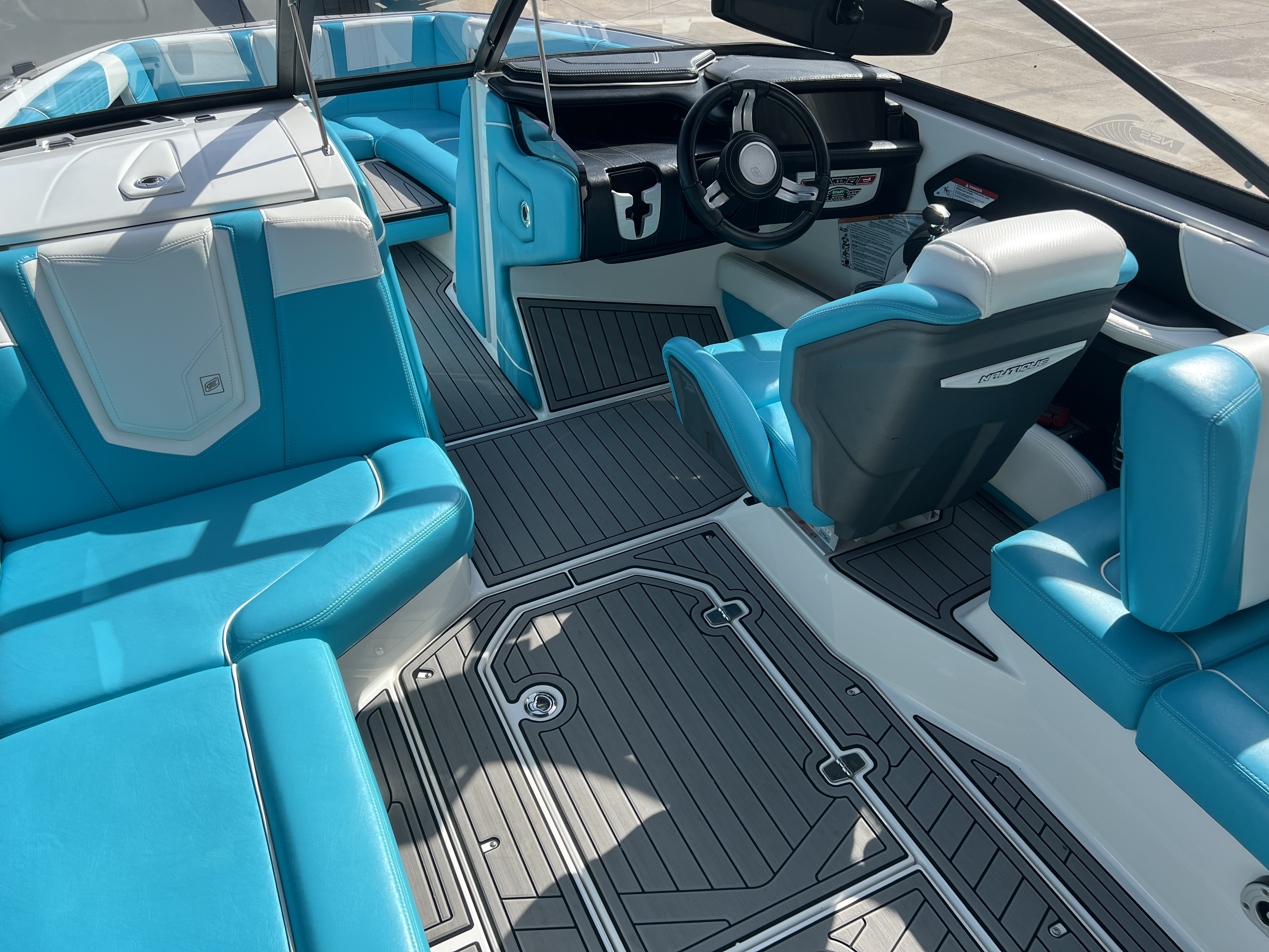 2017 Nautique G23 MINT Condition 