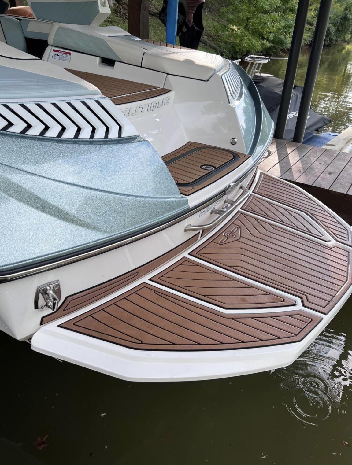 2019 Nautique G21