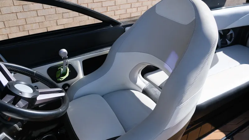 2017 Malibu 22 MXZ