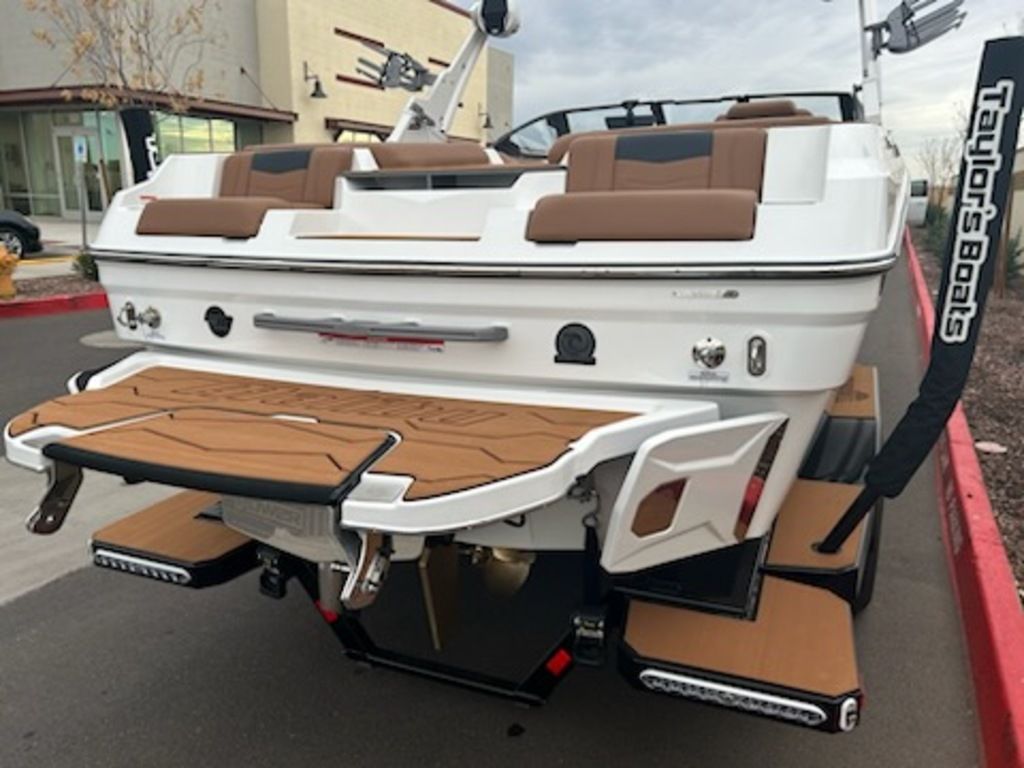 2025 Malibu Boats 22 MXZ