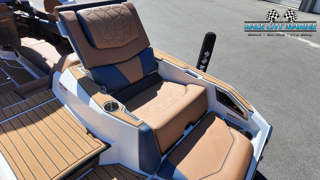 2023 Nautique P25