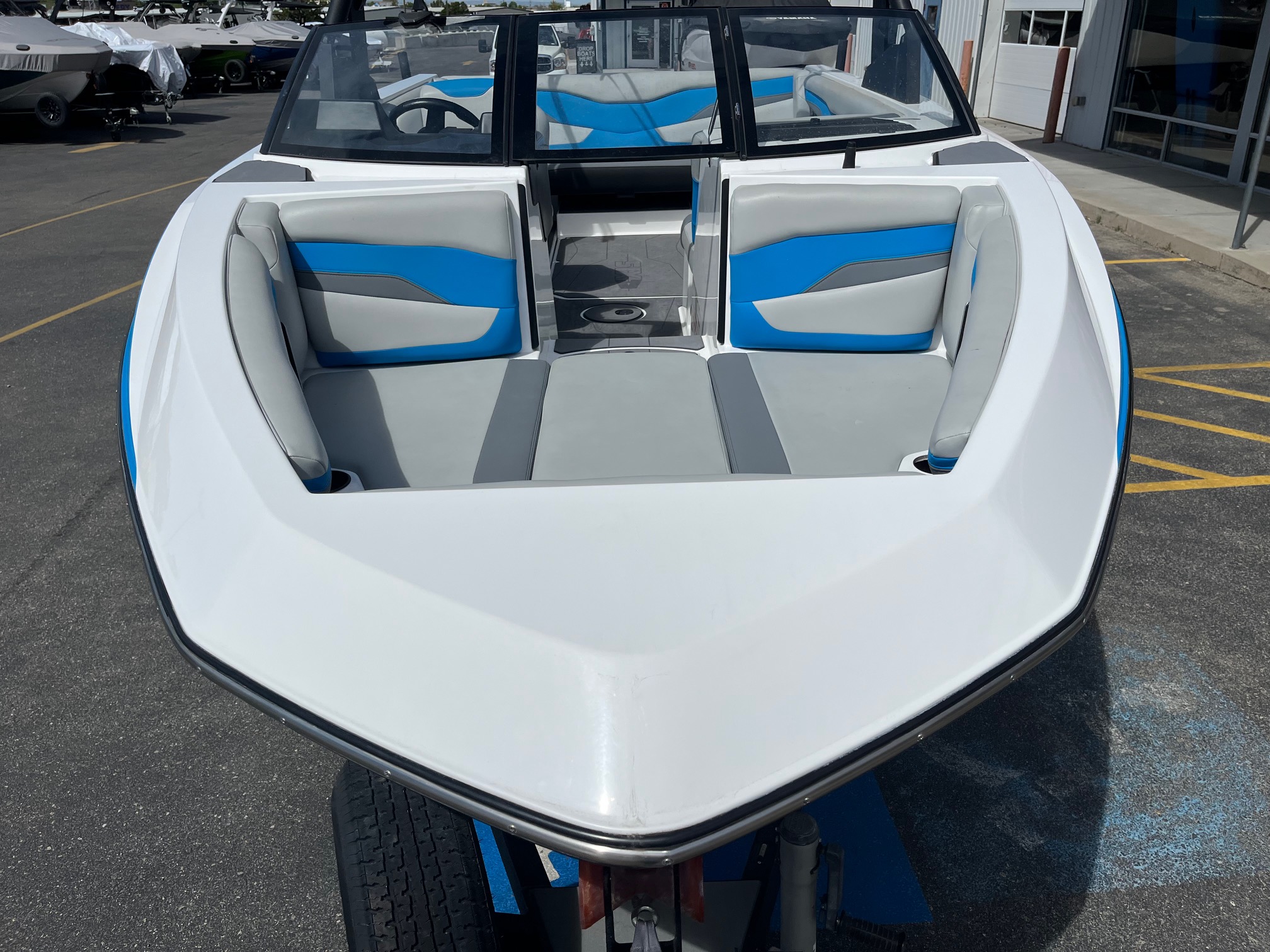 2023 Axis T220