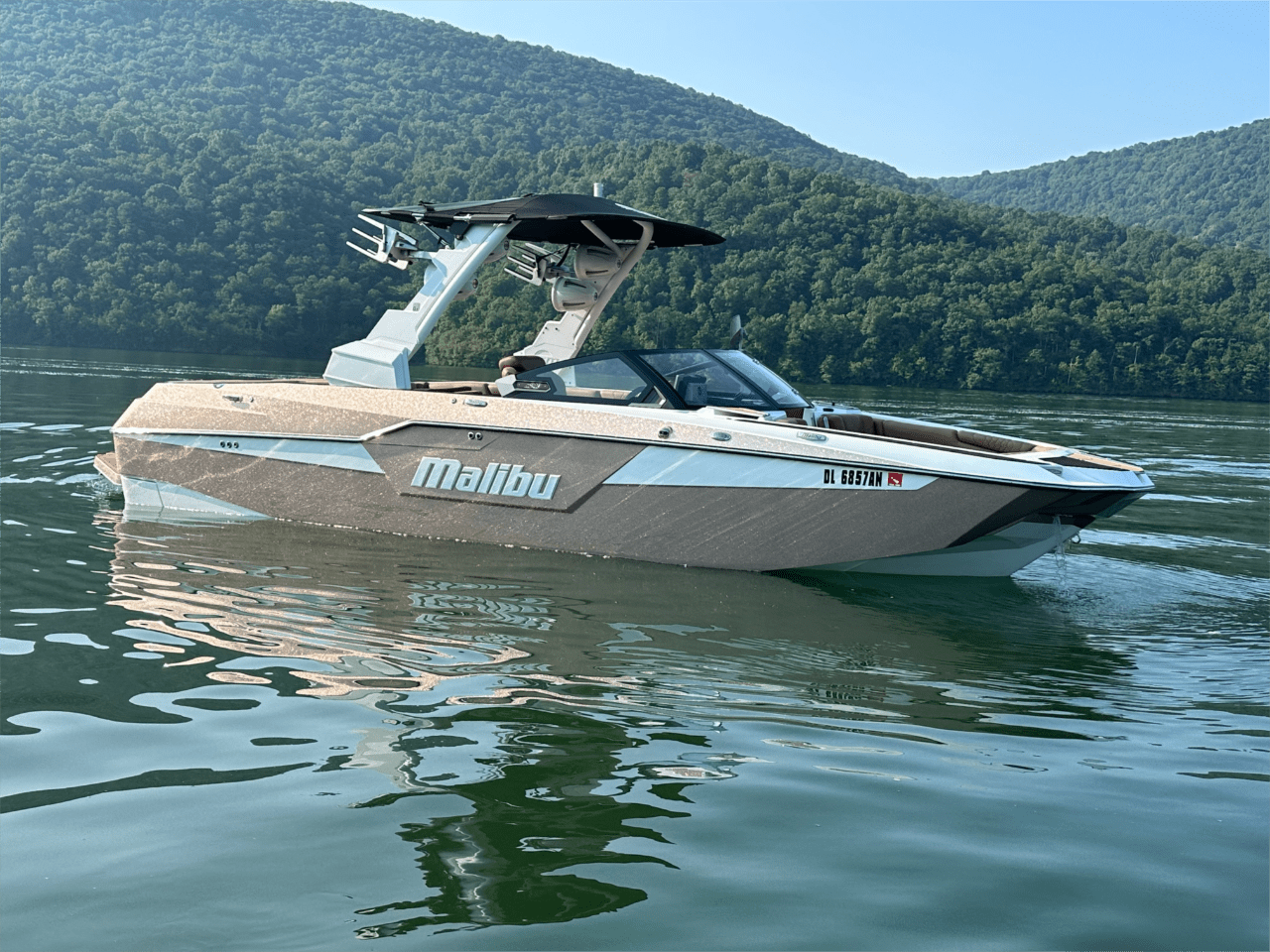 Malibu M240 &amp; Trailer – ONE Owner – LOW HOURS -Full Transferable Factory Warranty
