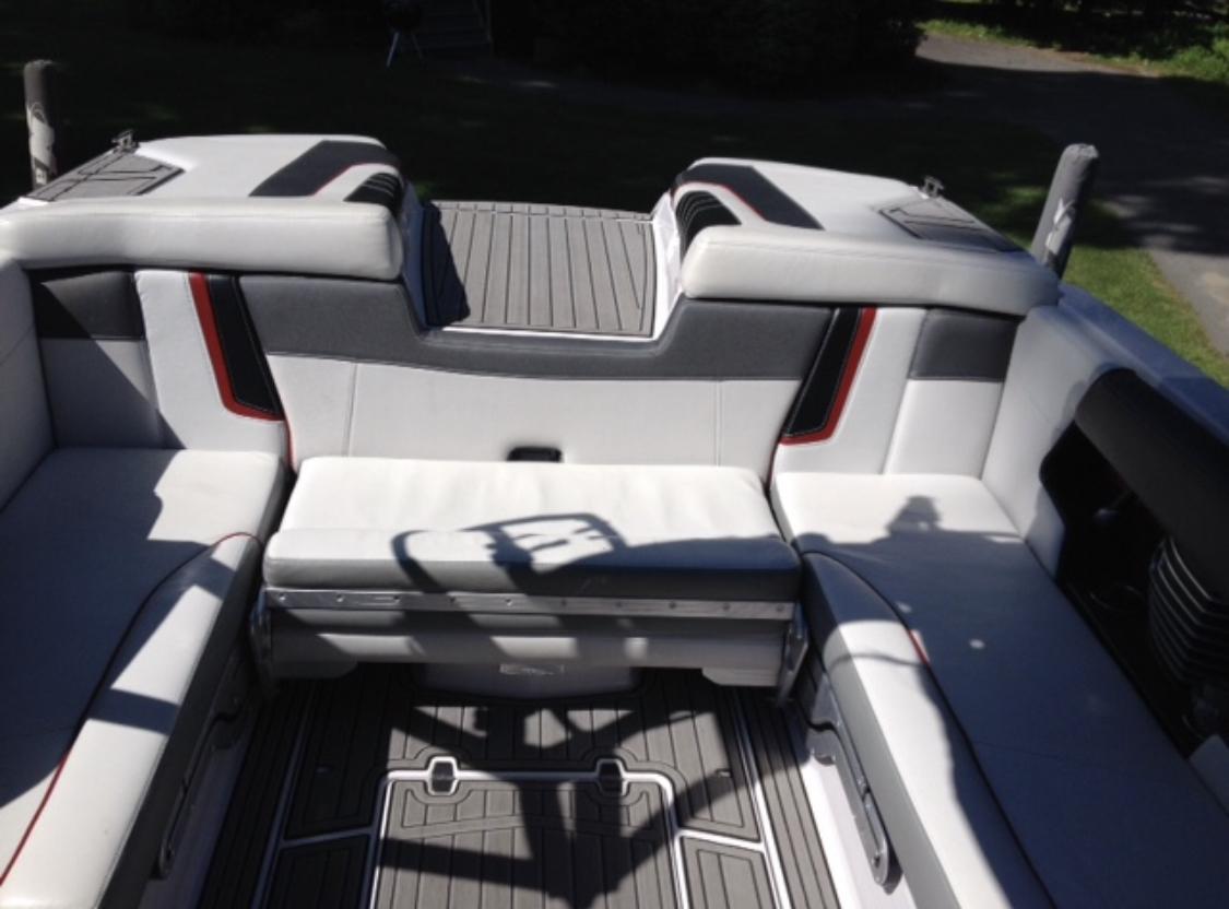 2013 Nautique G23 Supercharged XR7 Engine 550HP w/*Stern Thruster*