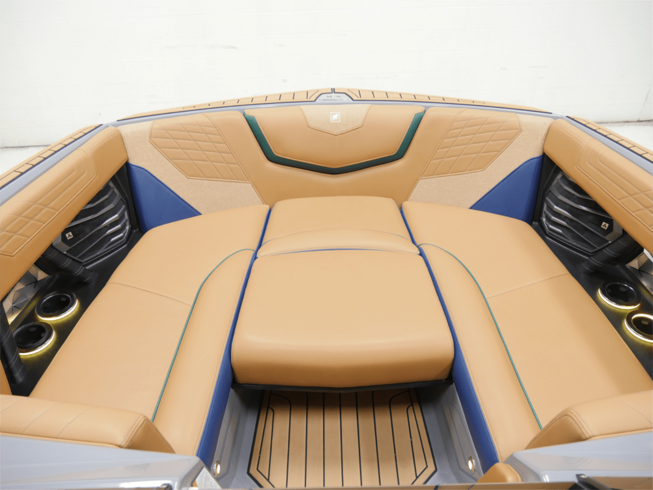 2021 Nautique G23 – Emerald Metal Flake/Admiral Blue