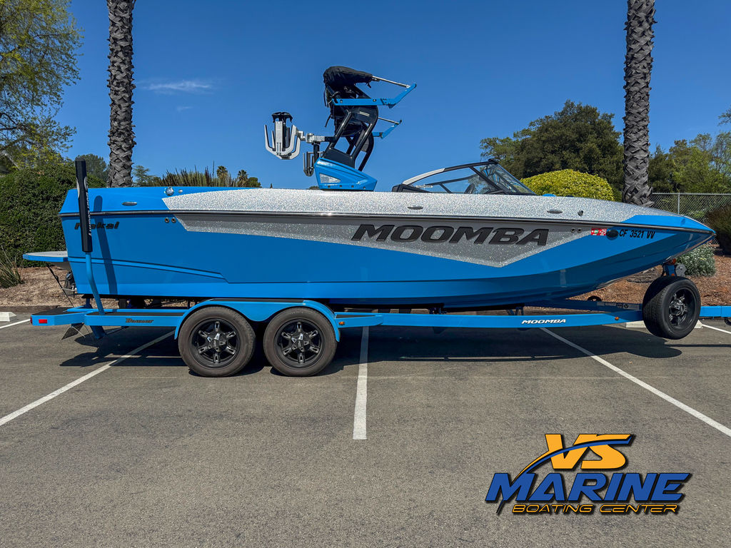 2022 MOOMBA Makai