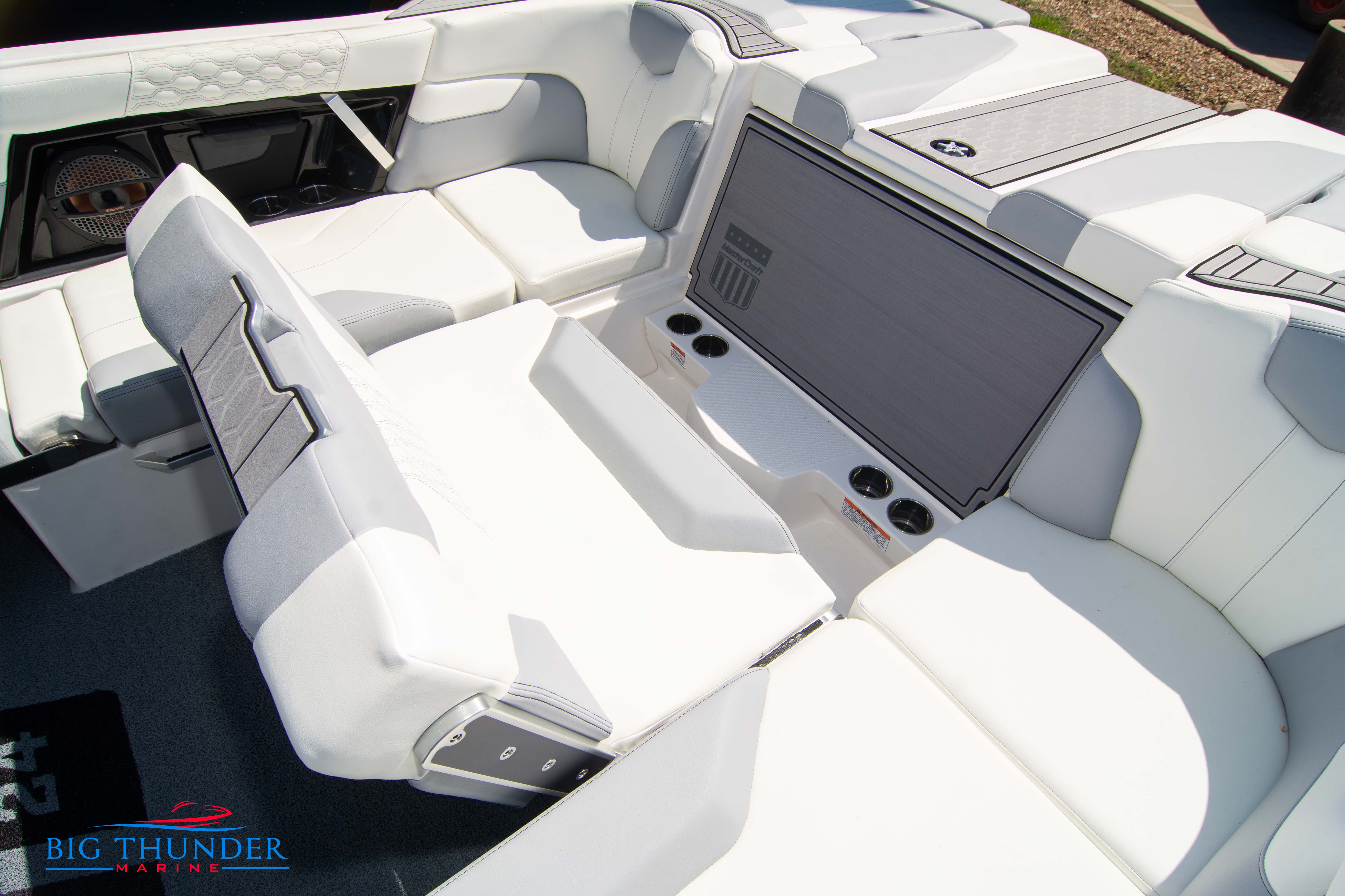 2023 Mastercraft XT24